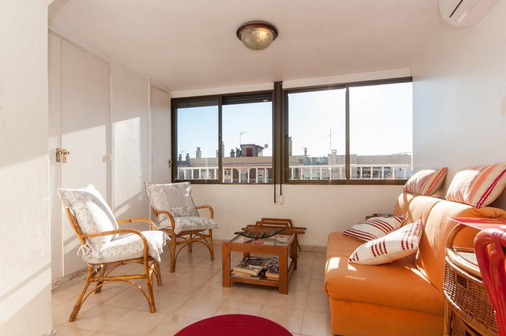 The Sky Dome Apartment Barcelona Room photo
