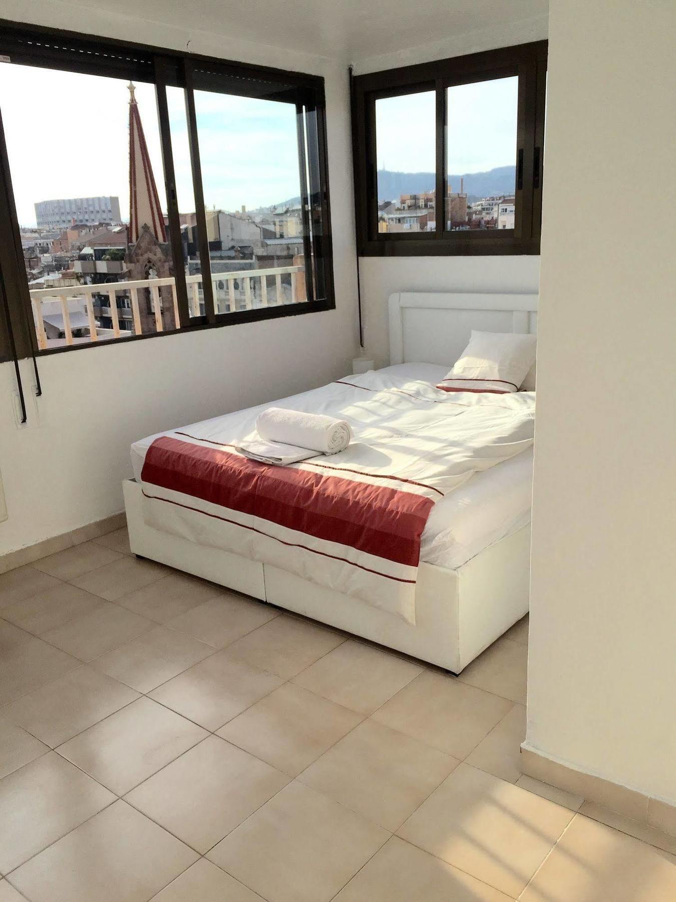 The Sky Dome Apartment Barcelona Exterior photo